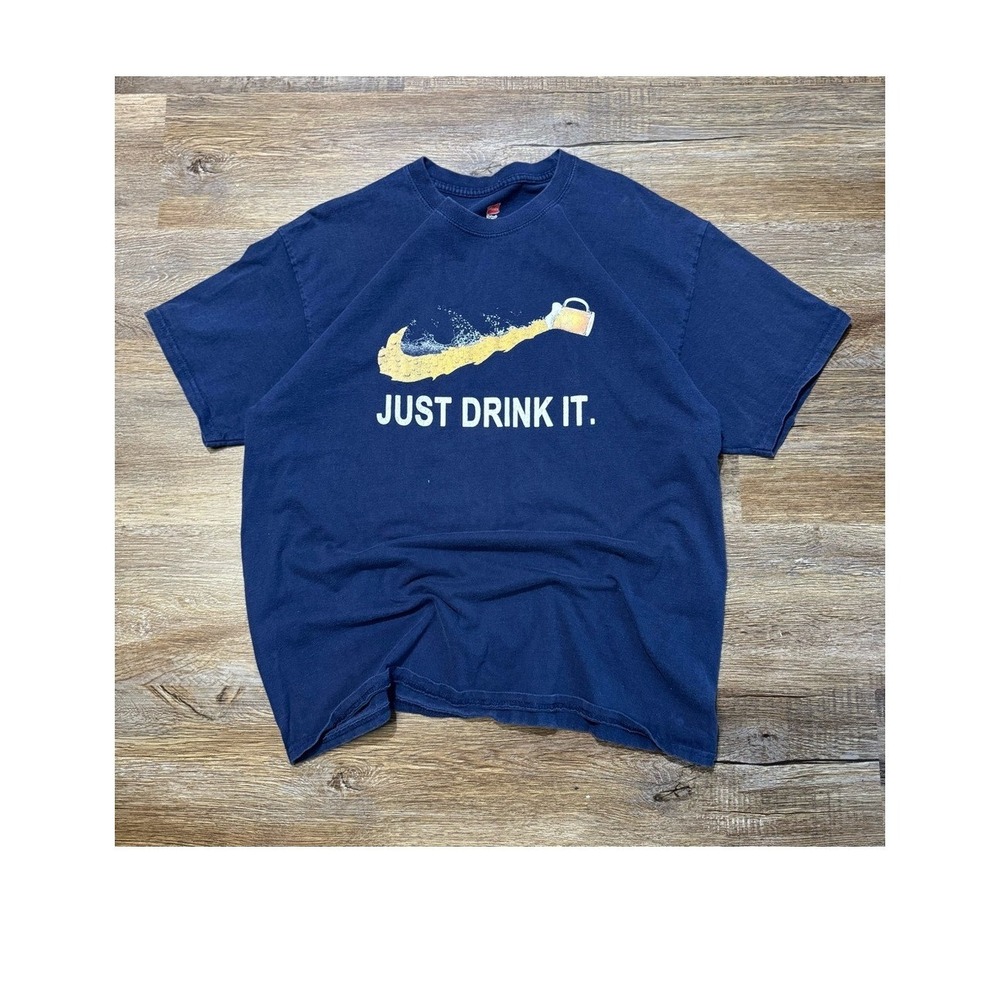 Hanes Just Drink It‎ Beer Parody Graphic T Shirt Mens XL Navy Blue Short Sleeve